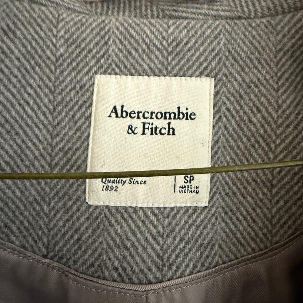 Abercrombie & Fitch Gray Herringbone Blazer Size Small - Picture 3 of 7